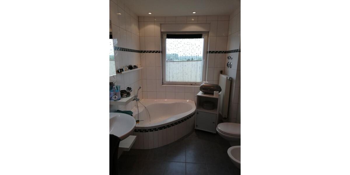 Dachgeschoßwohnung Graben-Neudorf Neudorf - 3 Zimmer, 85 m&sup2;, 340.000&euro; | Angebot:23635037