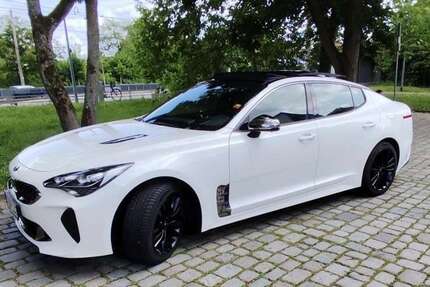 Kia Stinger 74.700 km 26.500 &euro; Karlsruhe, Stadt 76199