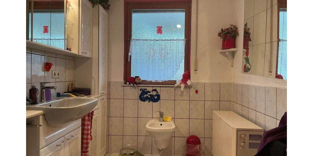 Etagenwohnung Gernsbach Staufenberg - 2 Zimmer, 97 m&sup2;, 249.000&euro; | Angebot:25730826