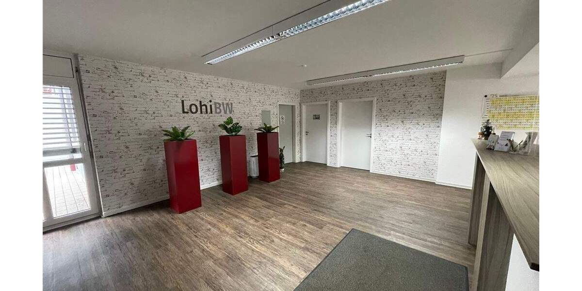 Bürofläche in zentraler Lage, 4-5 separate Büroräume + großer Empfangsbereich etc... 7 zimmer