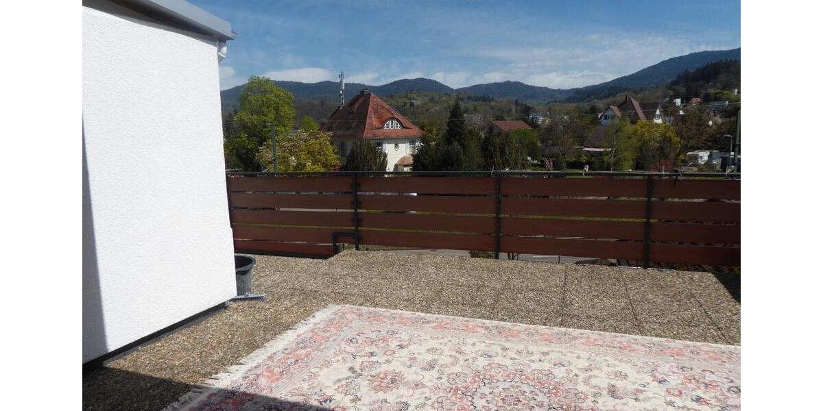 Etagenwohnung Gernsbach - 5 Zimmer, 145 m&sup2;, 1.250&euro; | Angebot:26137203