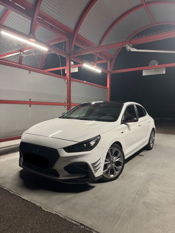 i30
