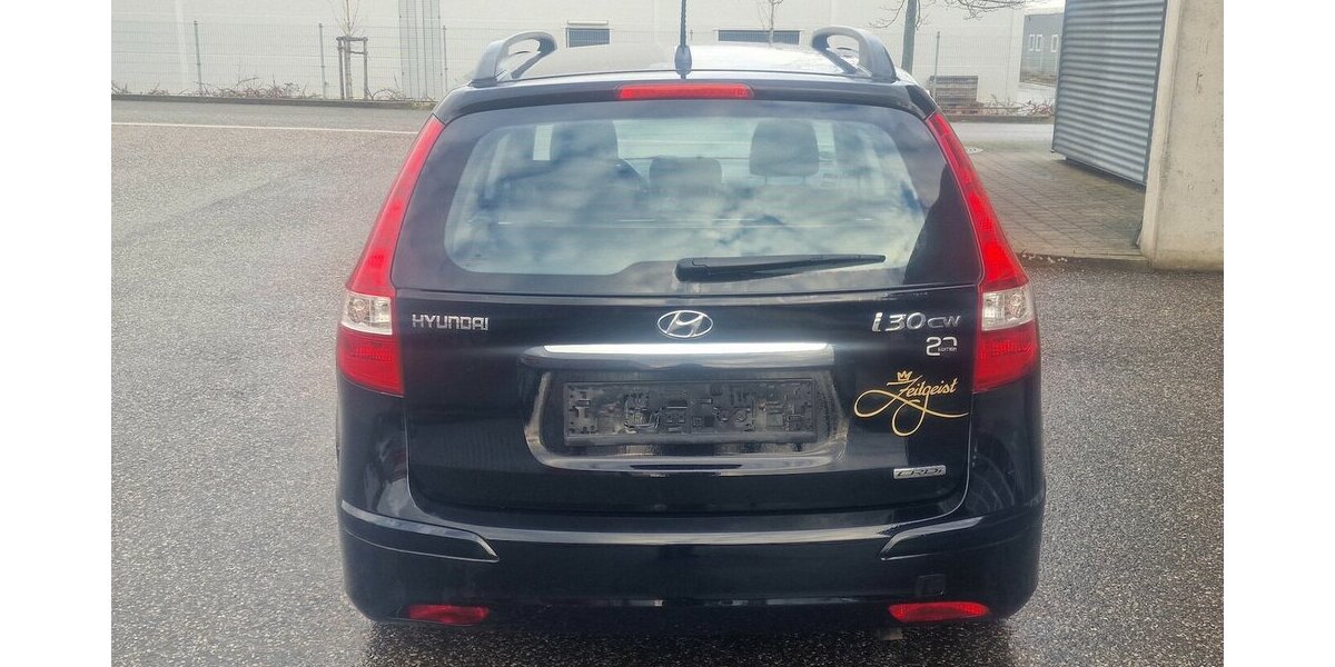 Hyundai i30 Classic Klima 208.000 km 3.998 &euro; Landau 76829