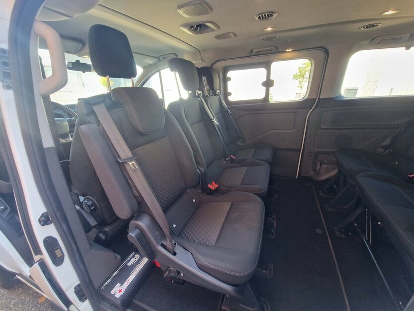 Ford Tourneo Custom 320 L1 H1 Tourneo Trend Klima 60.000 km 31.499 € Landau 76829