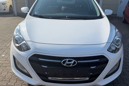 Hyundai i30 162.000 km 6.499 &euro; Pforzheim 75179