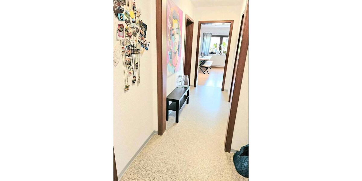 Dachgeschoßwohnung Gernsbach - 3 Zimmer, 87 m&sup2;, 910&euro; | Angebot:26420782