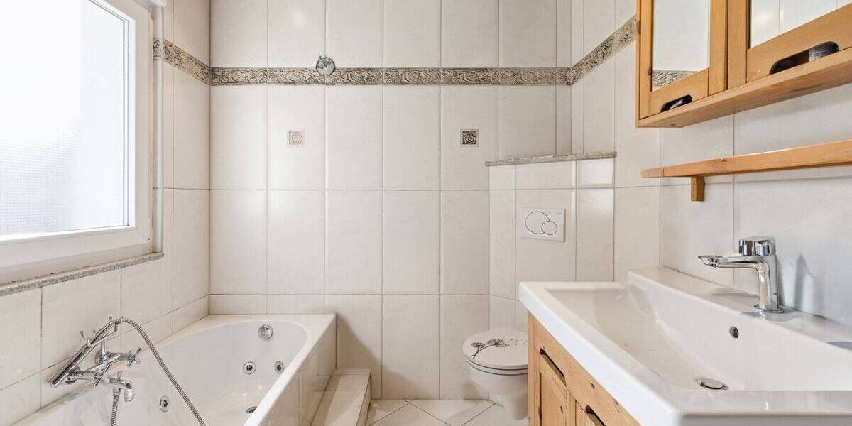Einfamilienhaus Eggenstein-Leopoldshafen / Eggenstein Eggenstein - 7 Zimmer, 183 m&sup2;, 695.000&euro; | Angebot:26858788