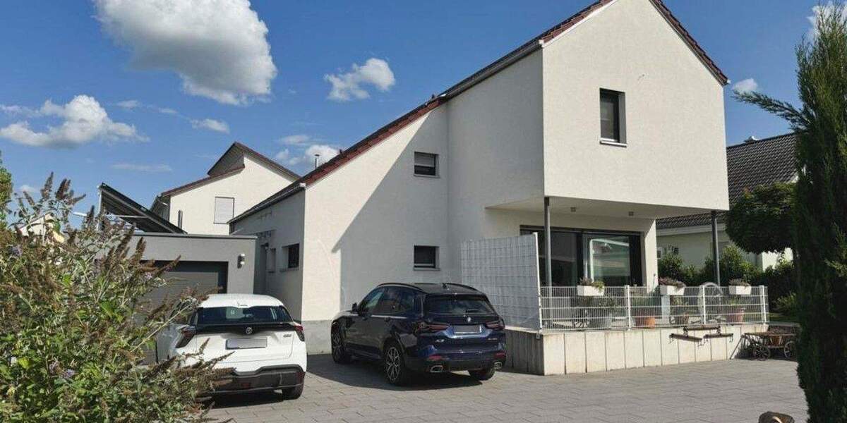Einfamilienhaus Waghaeusel Kirrlach - 6 Zimmer, 190 m&sup2;, 850.000&euro; | Angebot:25722743