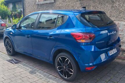 Dacia Sandero 35.000 km 12.250 &euro; Muggensturm 76461