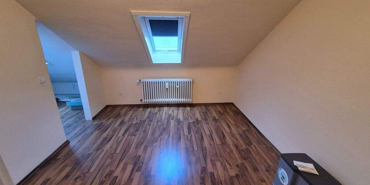 Etagenwohnung Karlsruhe Neureut - 3 Zimmer, 80 m&sup2;, 850&euro; | Angebot:25769798
