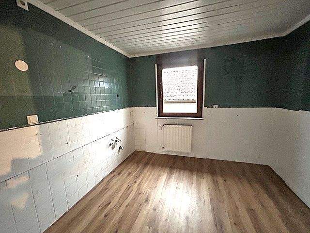 Etagenwohnung Birkenfeld - 4 Zimmer, 82 m&sup2;, 850&euro; | Angebot:24857116