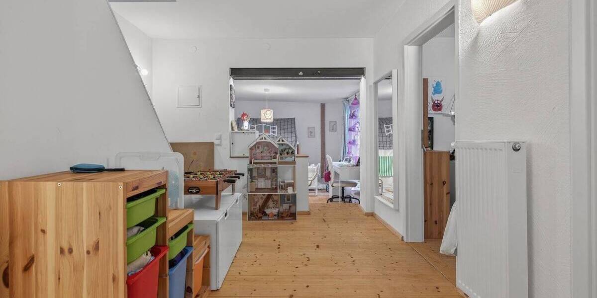 Einfamilienhaus Herxheim bei Landau/Pfalz Herxheim - 8 Zimmer, 216 m&sup2;, 300.000&euro; | Angebot:25680925