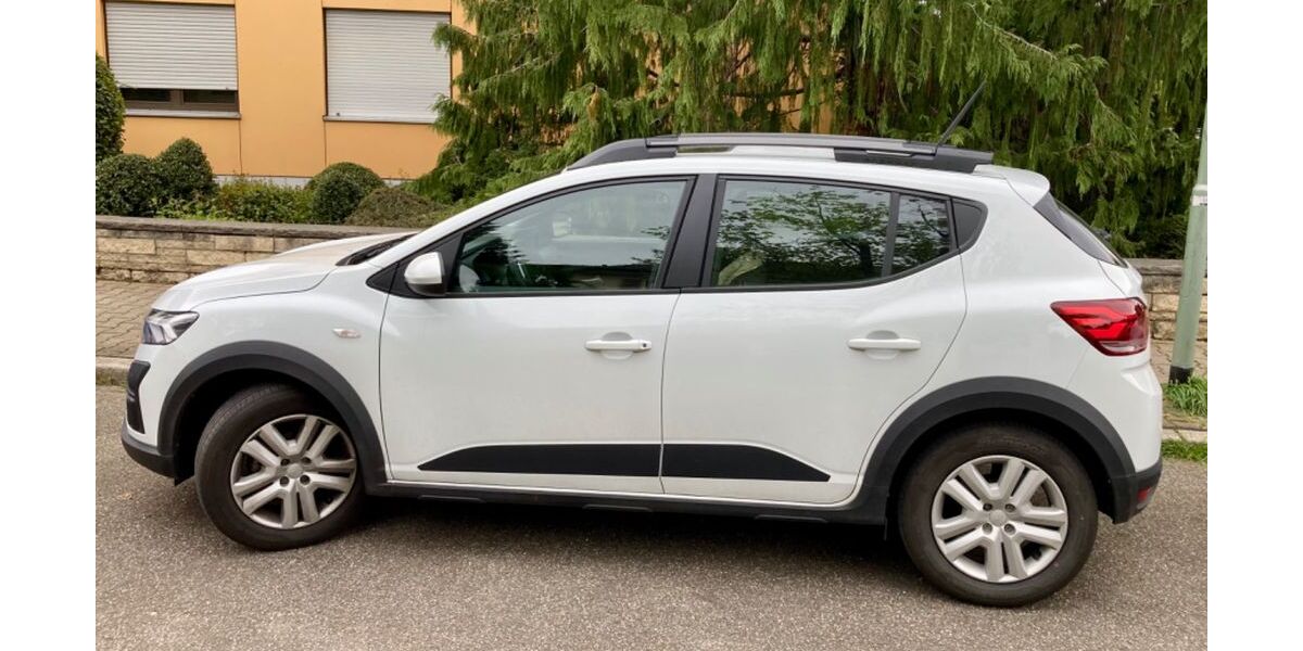 Dacia Sandero 34.000 km 15.510 &euro; Pforzheim 75173