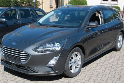Ford Focus 183.000 km 8.200 &euro; Niefern-Öschelbronn 75223