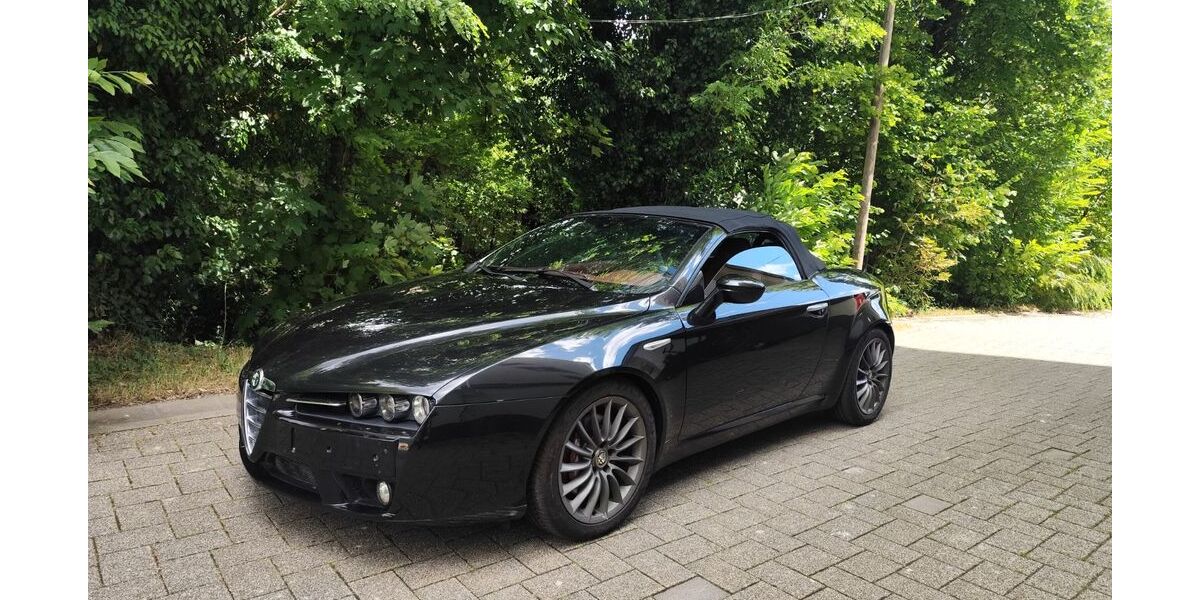Alfa Romeo Spider 72.000 km 9.999 &euro; Ettlingen 76275