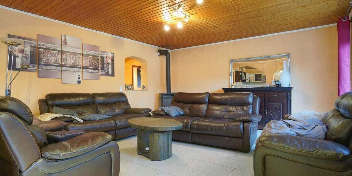 Etagenwohnung Bretten Gölshausen - 4 Zimmer, 110 m&sup2;, 380.000&euro; | Angebot:25706287