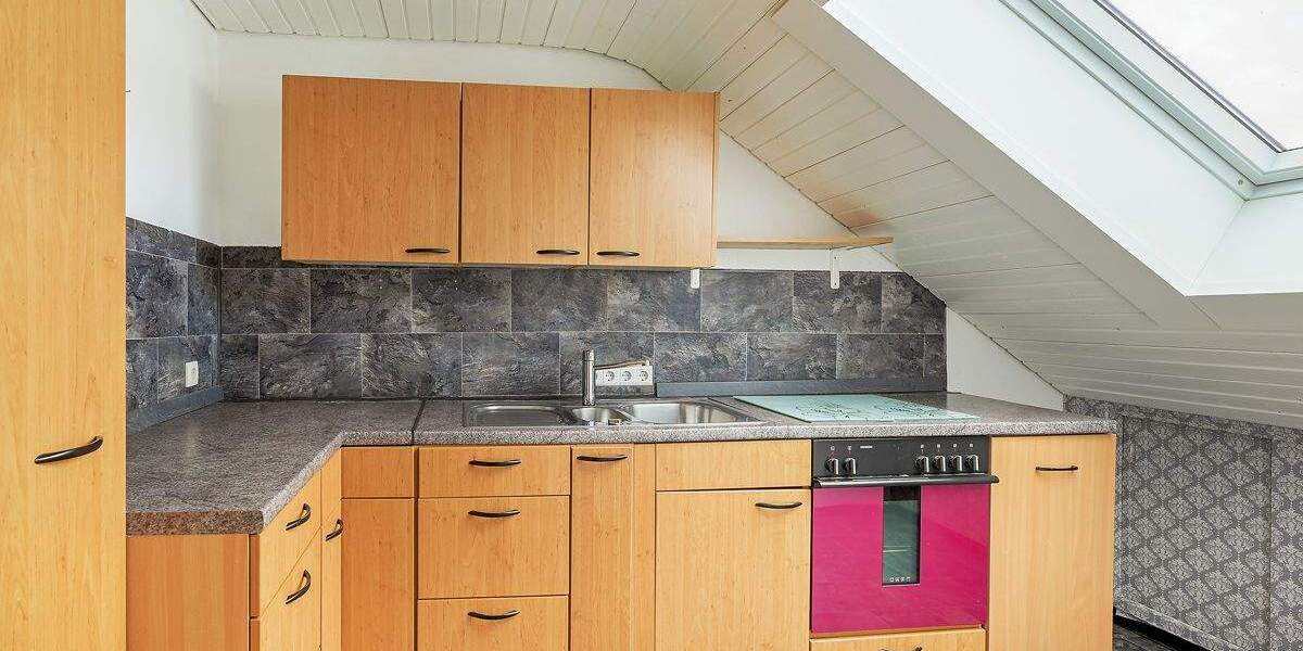 Mehrgenerationenhaus mit vielseitigen Nutzungsmöglichkeiten in Neureut! 7 zimmer