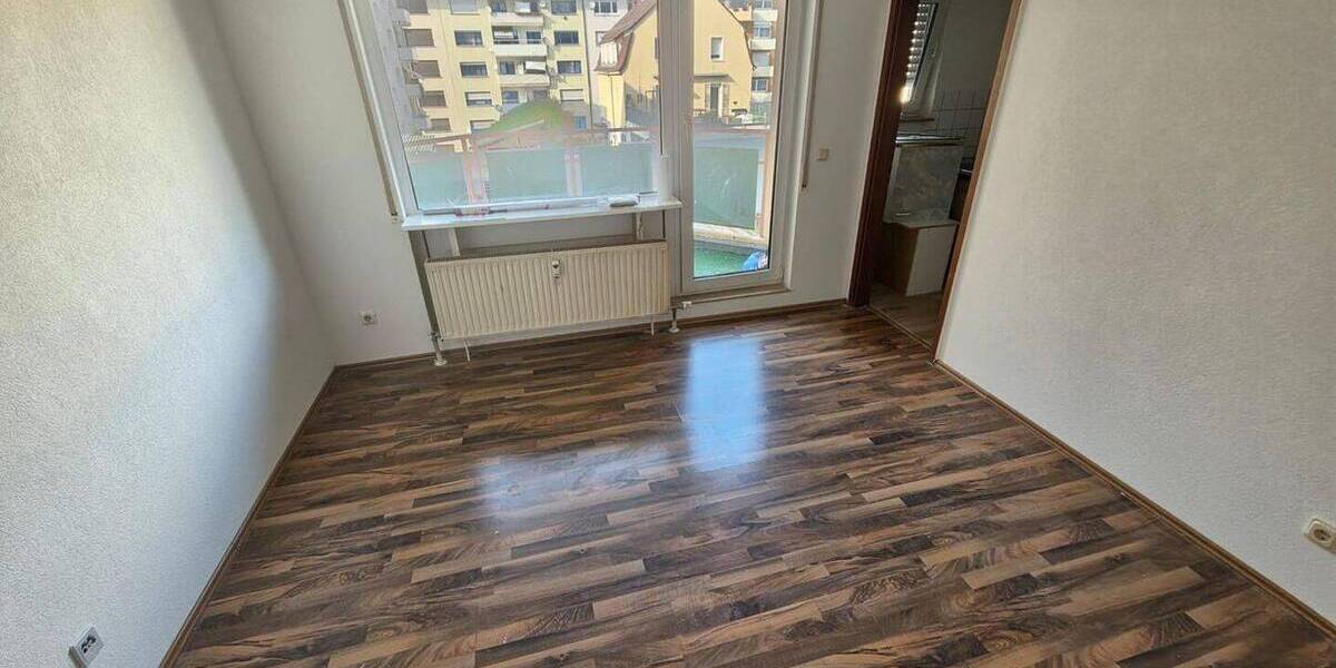 Etagenwohnung Pforzheim Nordstadt - 2 Zimmer, 51 m&sup2;, 160.000&euro; | Angebot:25999758