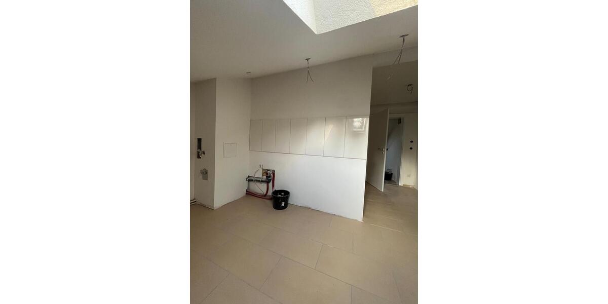Dachgeschoßwohnung Pforzheim - 1 Zimmer, 45 m&sup2;, 600&euro; | Angebot:26386609