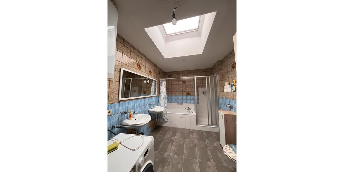 Etagenwohnung Baden-Baden Balg - 4 Zimmer, 120 m&sup2;, 1.200&euro; | Angebot:25017189