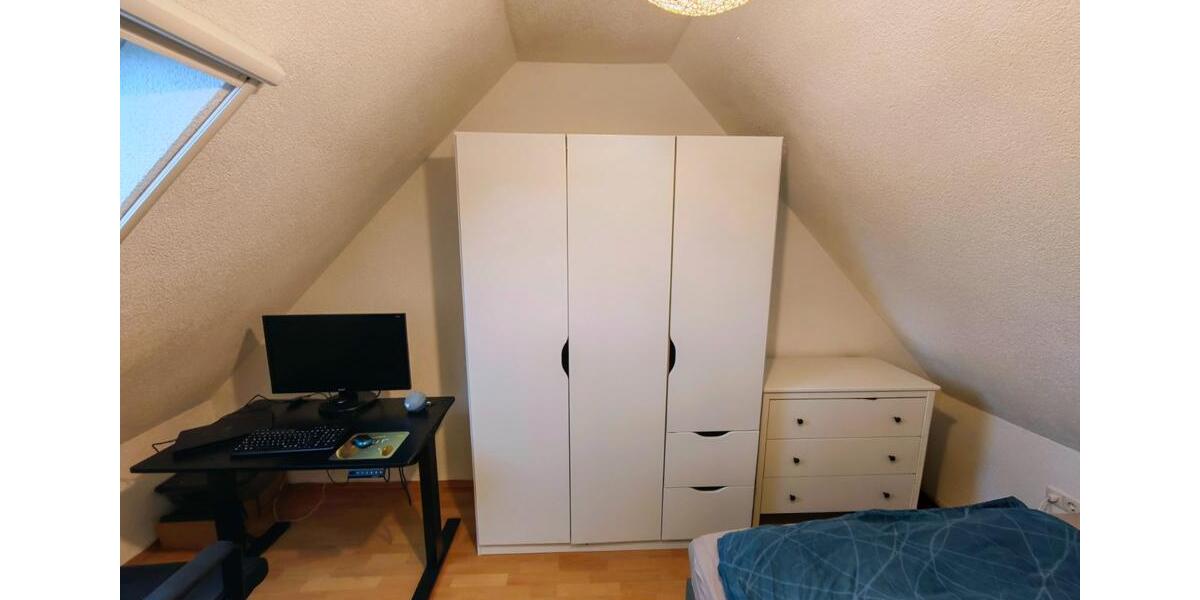 Dachgeschoßwohnung Pfinztal - 2 Zimmer, 34 m&sup2;, 570&euro; | Angebot:25892338