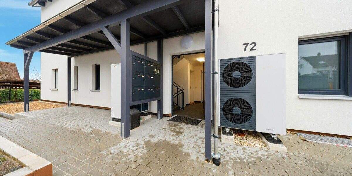 BLICKFANG: DG-Neubauwohnung mit 4 Zimmern, 2 Stellplätzen und Balkon mit wunderschöner Aussicht 4 zimmer