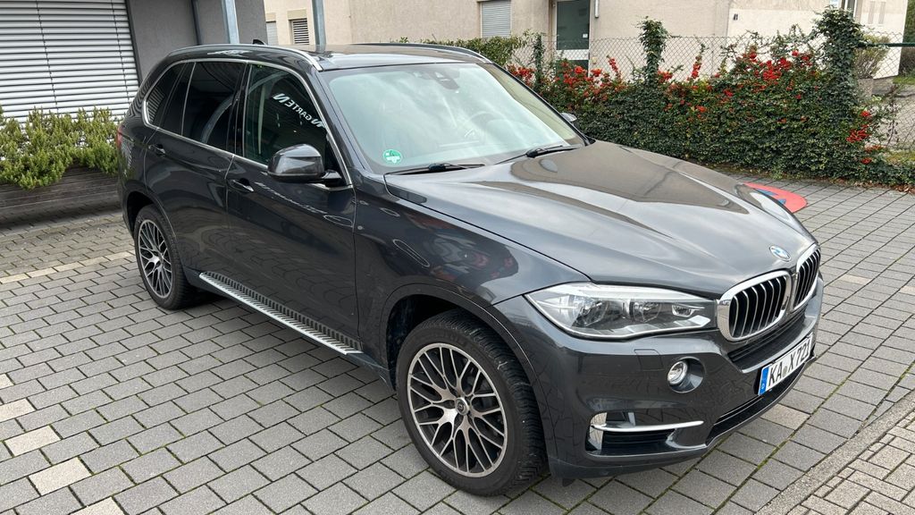 BMW X5 125.000 km 28.900 &euro; Weingarten (Baden) 76356