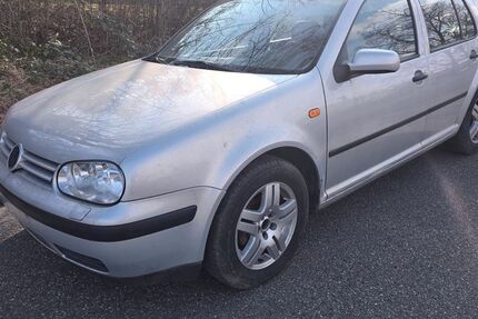 VW Golf 225.000 km 1.650 € Germersheim 76726
