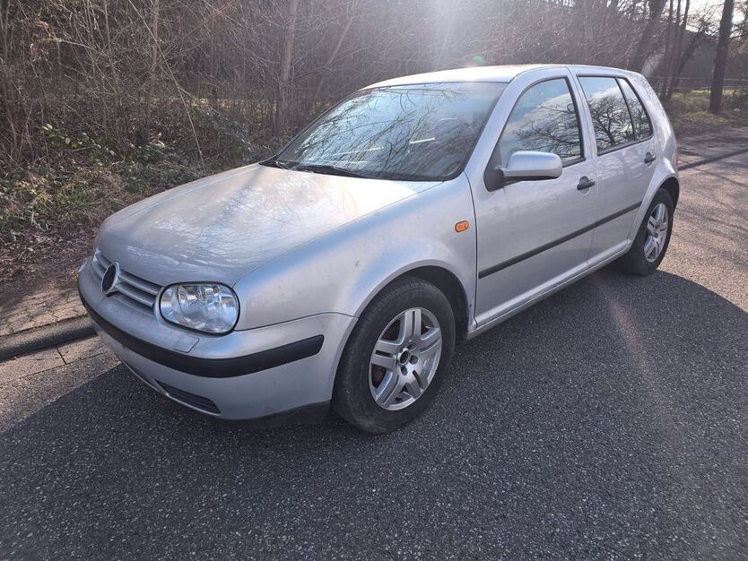 VW Golf 225.000 km 1.650 € Germersheim 76726
