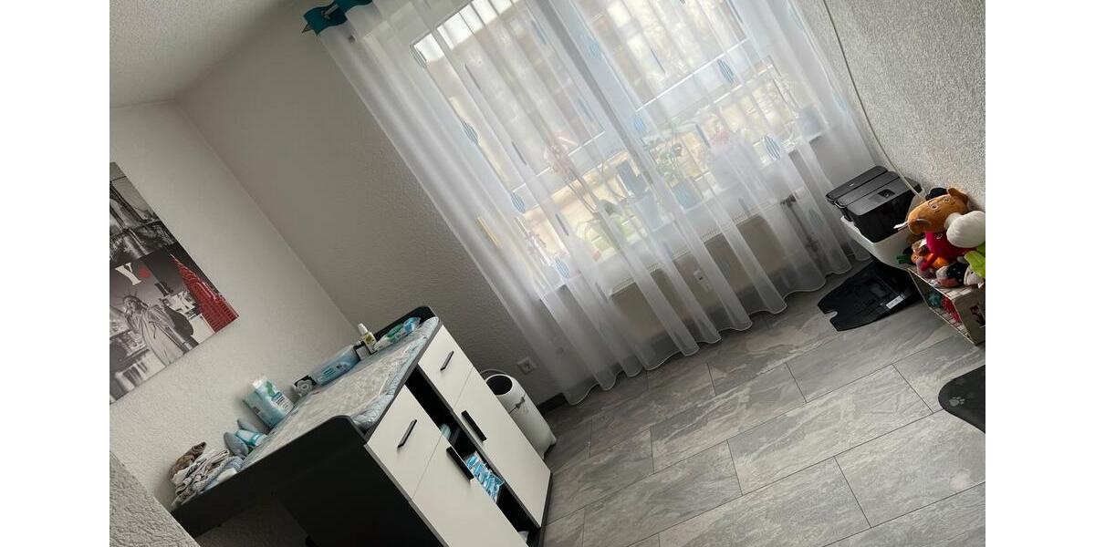 Etagenwohnung Rastatt - 3 Zimmer, 76 m&sup2;, 299.000&euro; | Angebot:27230213