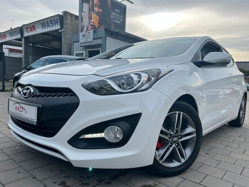 i30
