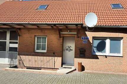 Büro in Duisburg 270.000 € 169.68 m²