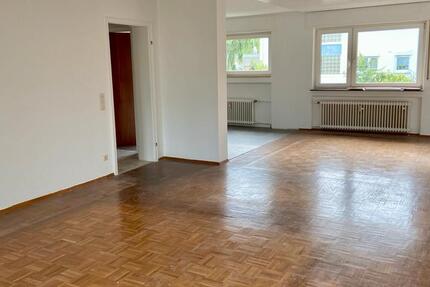 3 Zimmerwohnung mit großem Garten in RastattMünchfeld.