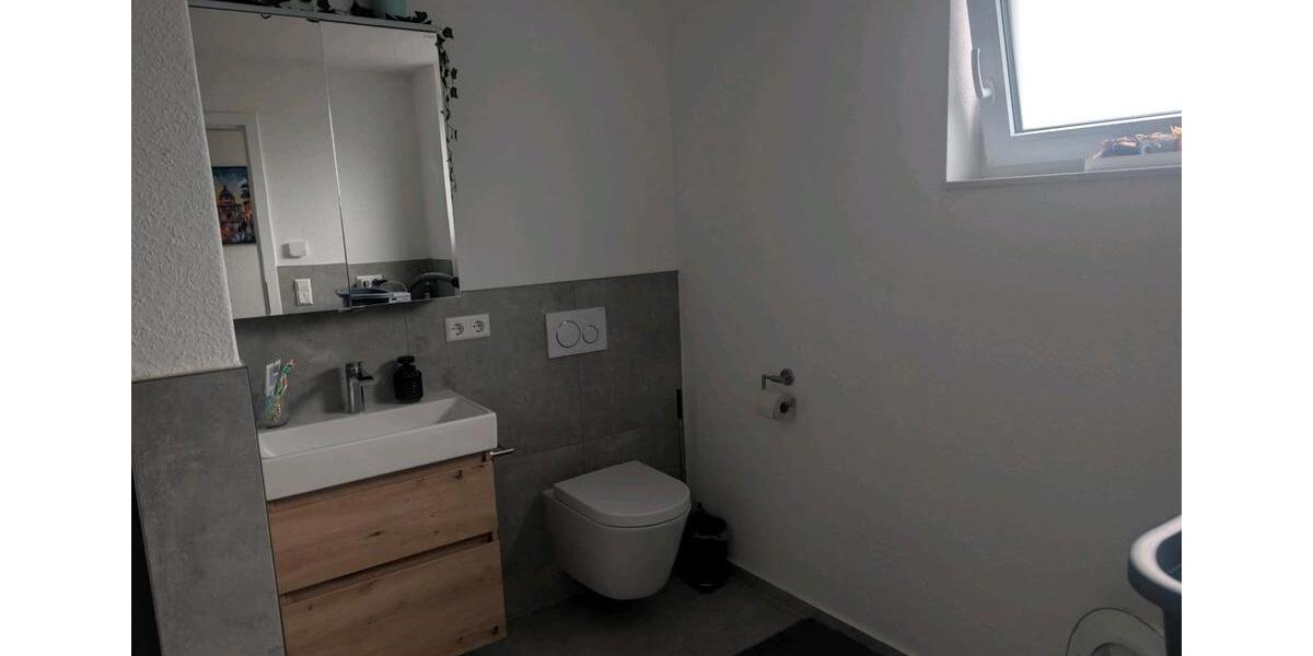 Etagenwohnung Linkenheim-Hochstetten Hochstetten - 2 Zimmer, 65 m&sup2;, 1.200&euro; | Angebot:24625479