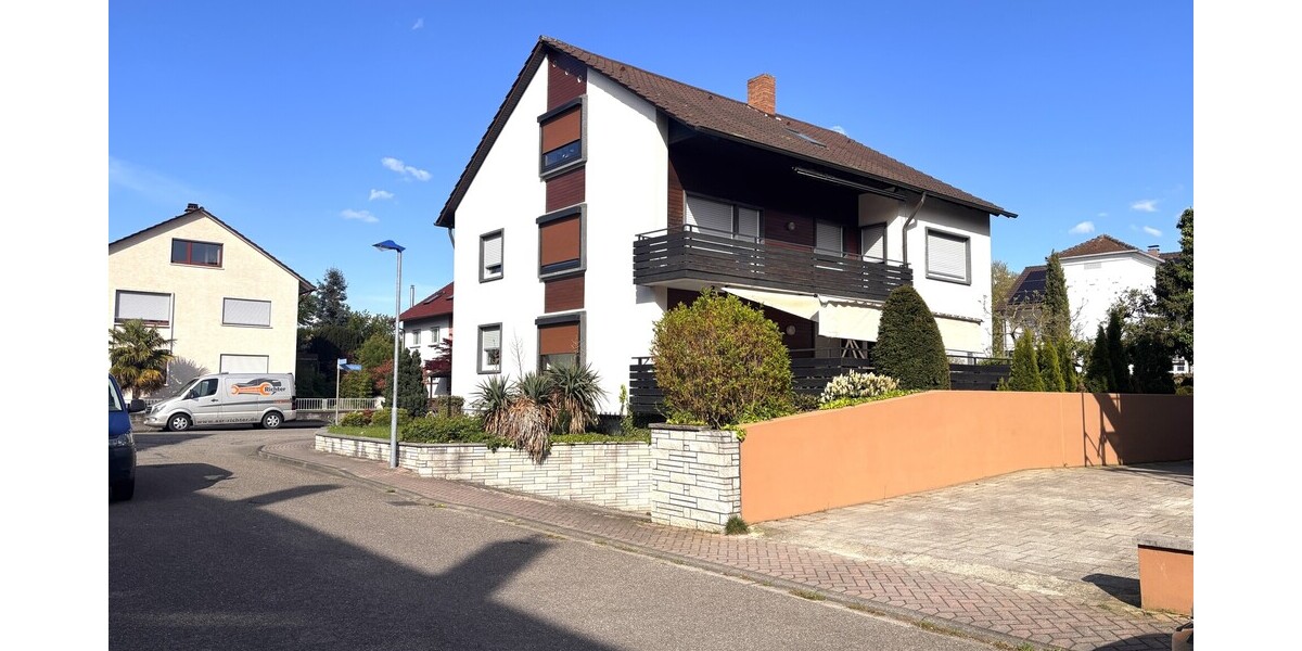 Rohdiamant: 4-Zimmerwohnung mit Balkon - Etagenwohnung Durmersheim | Angebot:26748766
