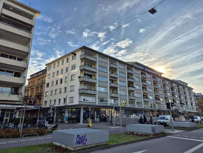 Wohnung zum Kaufen in Karlsruhe 330.000 € 91 m²