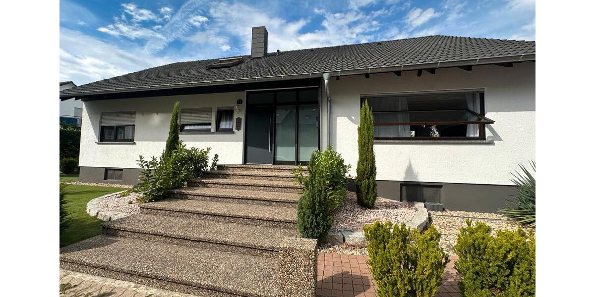 Etagenwohnung Stutensee - 4 Zimmer, 98 m&sup2;, 1.550&euro; | Angebot:24563587