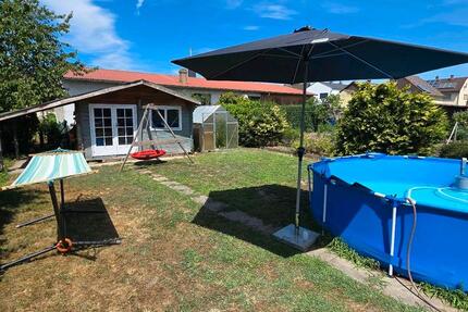 Einfamilienhaus mit Garten, Innenhof & Nebengebäude 6 zimmer