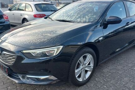 Opel Insignia 170.000 km 10.450 &euro; Eggenstein-Leopoldshafen 76344