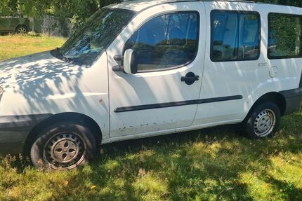 Fiat Doblo 203.000 km 1.590 € Kämpfelbach 75236