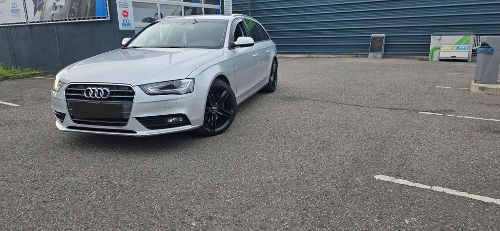 Audi A4 312.600 km 10.500 &euro; Wörth 76744