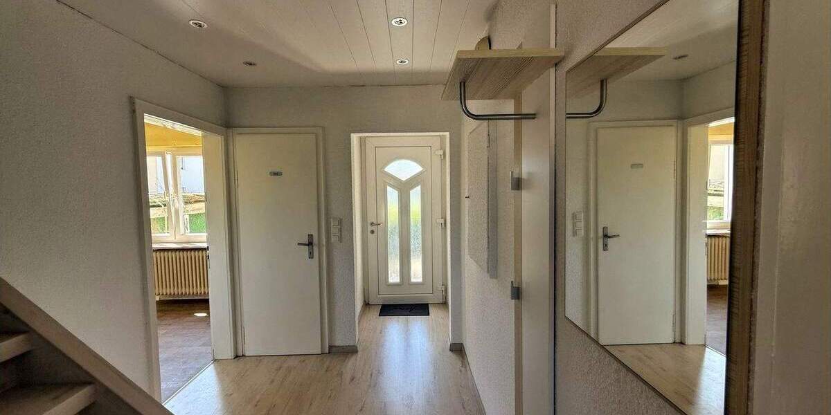 Reihenendhaus Ettlingen - 4 Zimmer, 110 m&sup2;, 300.000&euro; | Angebot:24270389