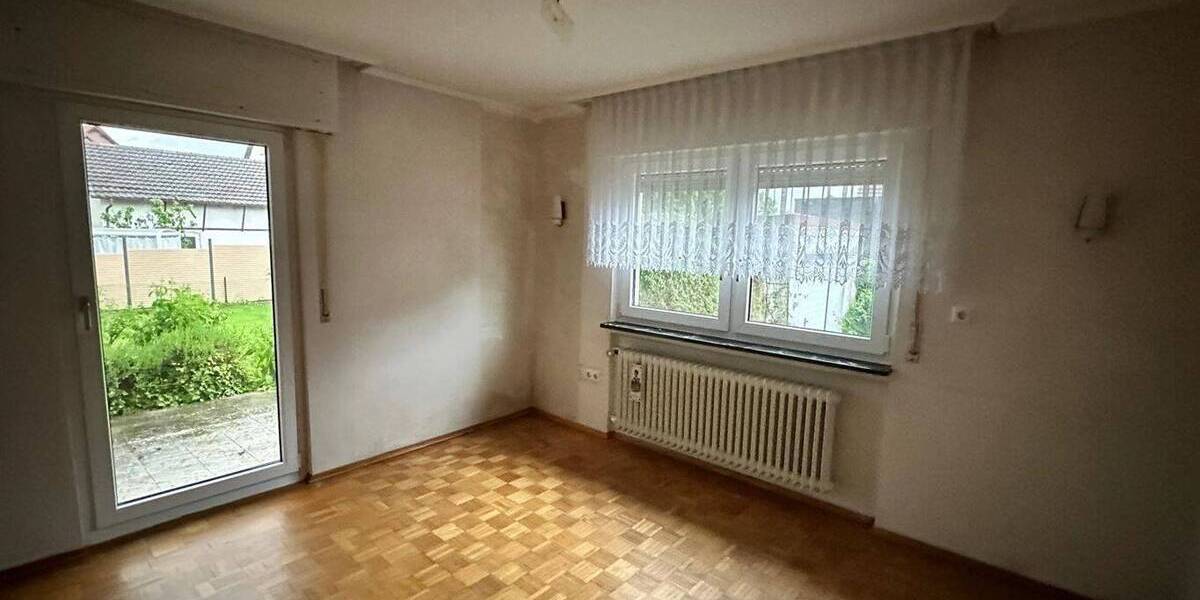 Mehrfamilienhaus, Wohnhaus Bietigheim - 6 Zimmer, 146 m&sup2;, 430.000&euro; | Angebot:26596519