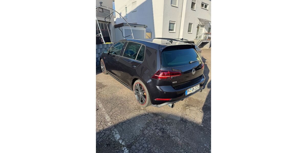 VW Golf 128.000 km 19.000 &euro; Ötisheim 75443
