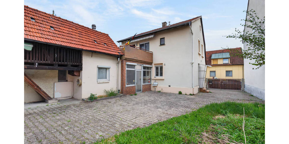 Mehrfamilienhaus, Wohnhaus Linkenheim-Hochstetten / Hochstetten Linkenheim - 4 Zimmer, 122 m&sup2;, 499.000&euro; | Angebot:26786975