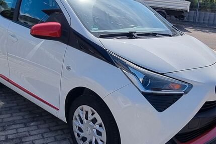 Toyota Aygo (X) 82.455 km 7.900 &euro; Oberderdingen 75038