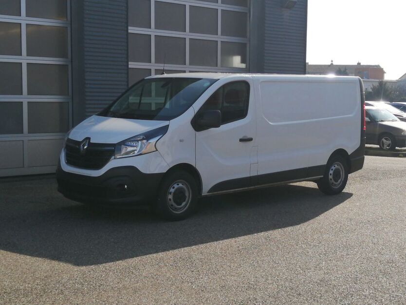 Renault Trafic 65.000 km 21.399 € Landau 76829