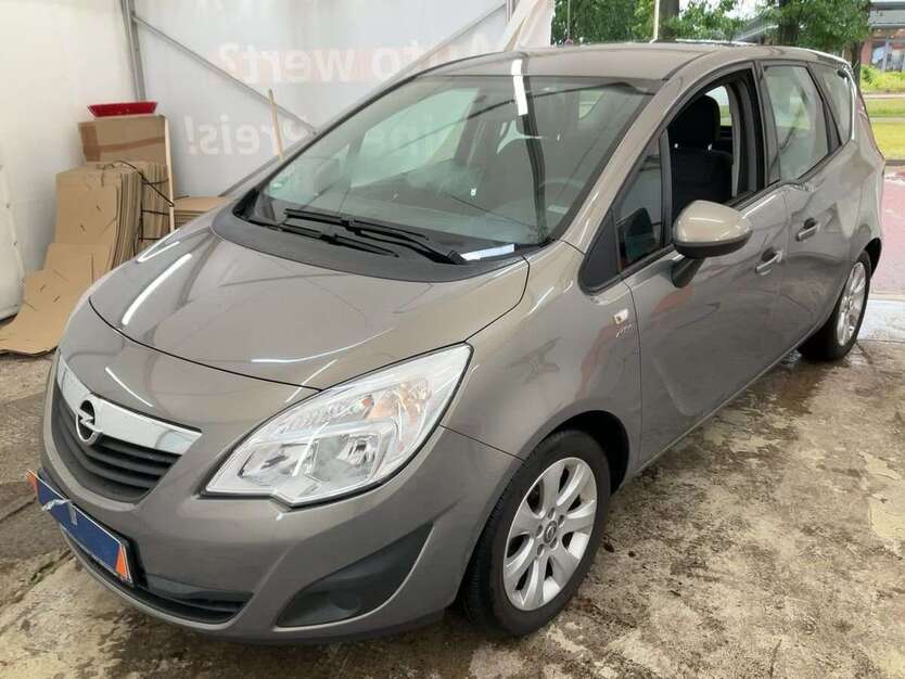 Opel Meriva 68.000 km 6.950 € Barbelroth 76889