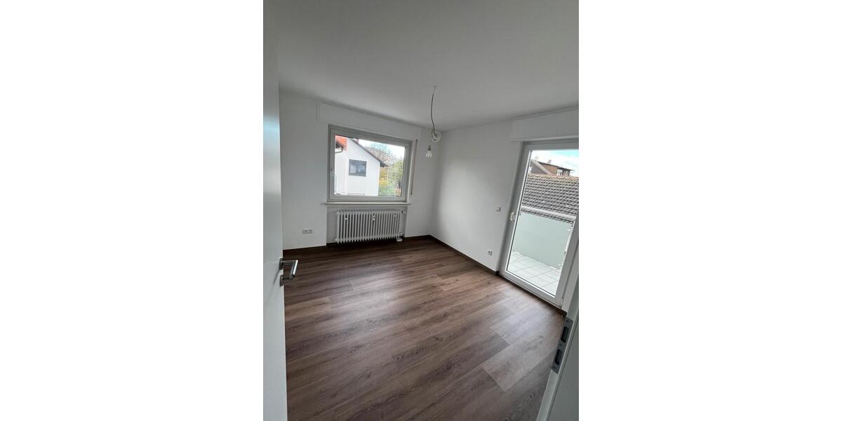 Etagenwohnung Linkenheim-Hochstetten Hochstetten - 3.5 Zimmer, 88 m&sup2;, 1.125&euro; | Angebot:25169909