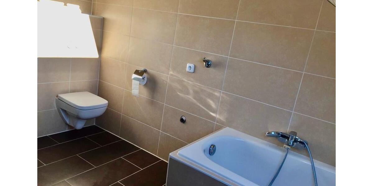 Dachgeschoßwohnung Baden-Baden Balg - 2.5 Zimmer, 83 m&sup2;, 260.000&euro; | Angebot:26941734